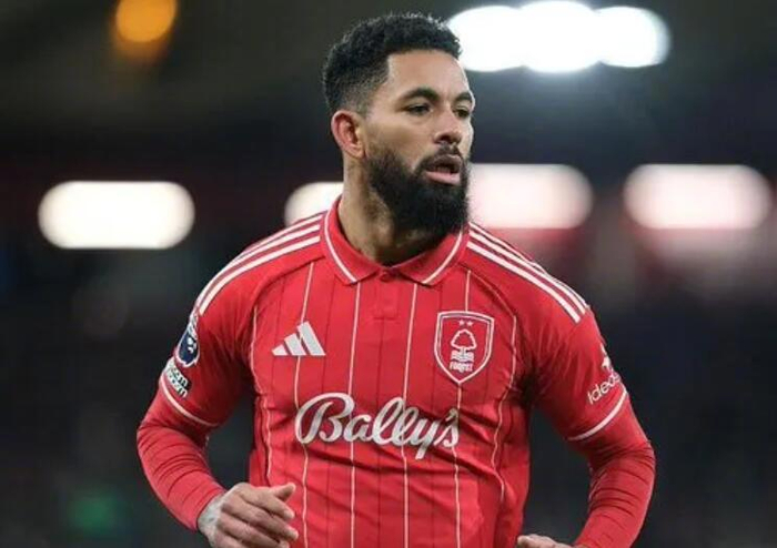 半岛体育注册网址-维拉考虑租借路易斯，尤文森林或放行|尤文图斯|诺丁汉森林|切尔西|尤文转会|阿斯顿维拉_新浪体育_新浪新闻